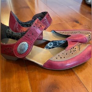 Ladies Rieker Anti Stress Shoes in Red and Tan with cutout designs